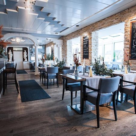 Hotel & Restaurant Rizzelli Superior Neustadt an der Aisch Ngoại thất bức ảnh
