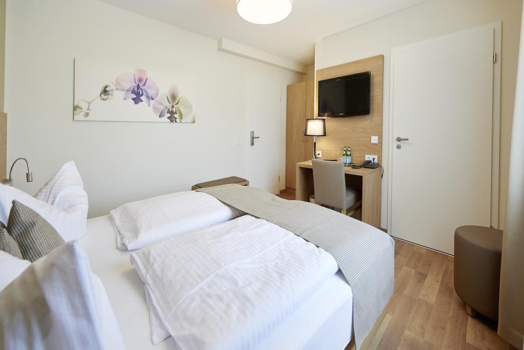 Hotel & Restaurant Rizzelli Superior Neustadt an der Aisch Ngoại thất bức ảnh