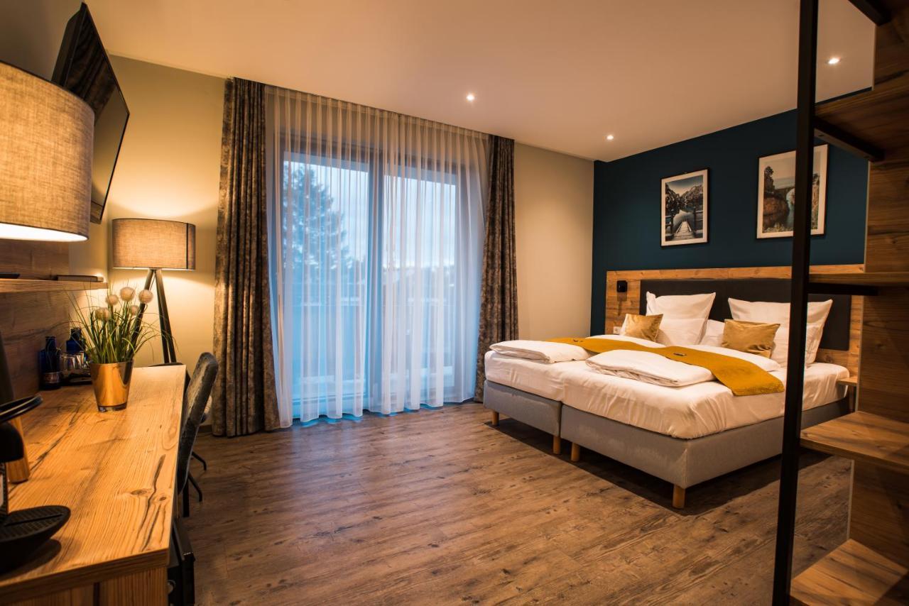 Hotel & Restaurant Rizzelli Superior Neustadt an der Aisch Ngoại thất bức ảnh