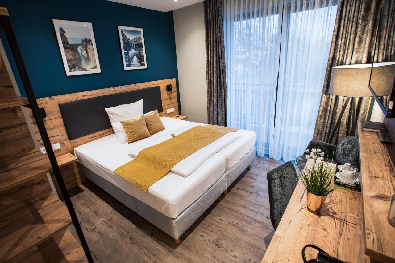 Hotel & Restaurant Rizzelli Superior Neustadt an der Aisch Ngoại thất bức ảnh